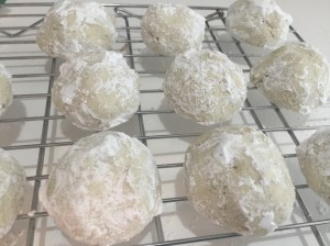 Cygnet Organizing LLC Mexican Wedding Cookies for Taco Tuesday.